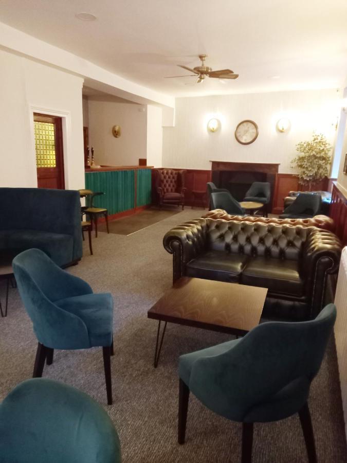 Royal Sportsman Hotel Porthmadog Bagian luar foto