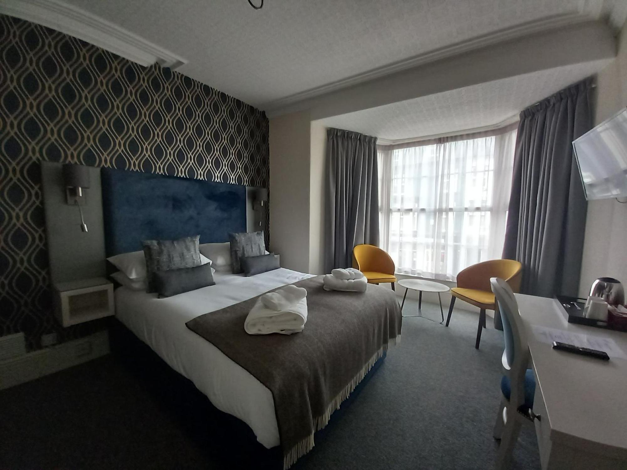 Royal Sportsman Hotel Porthmadog Bagian luar foto