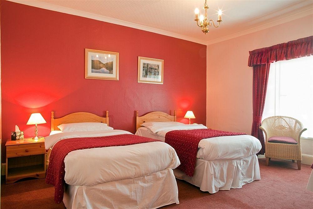 Royal Sportsman Hotel Porthmadog Bagian luar foto